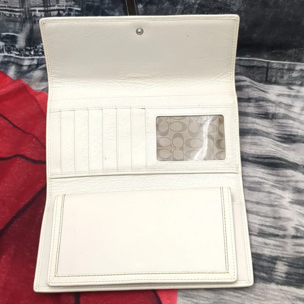 Coach Vintage Trifold Wallet
